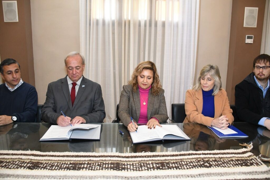 El Municipio capitalino firmó un convenio con el Consejo de Ingeniería 