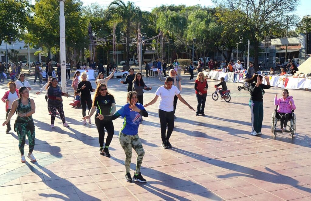 La plaza Belgrano fue escenario del encuentro “Tarde inclusiva” en La Banda