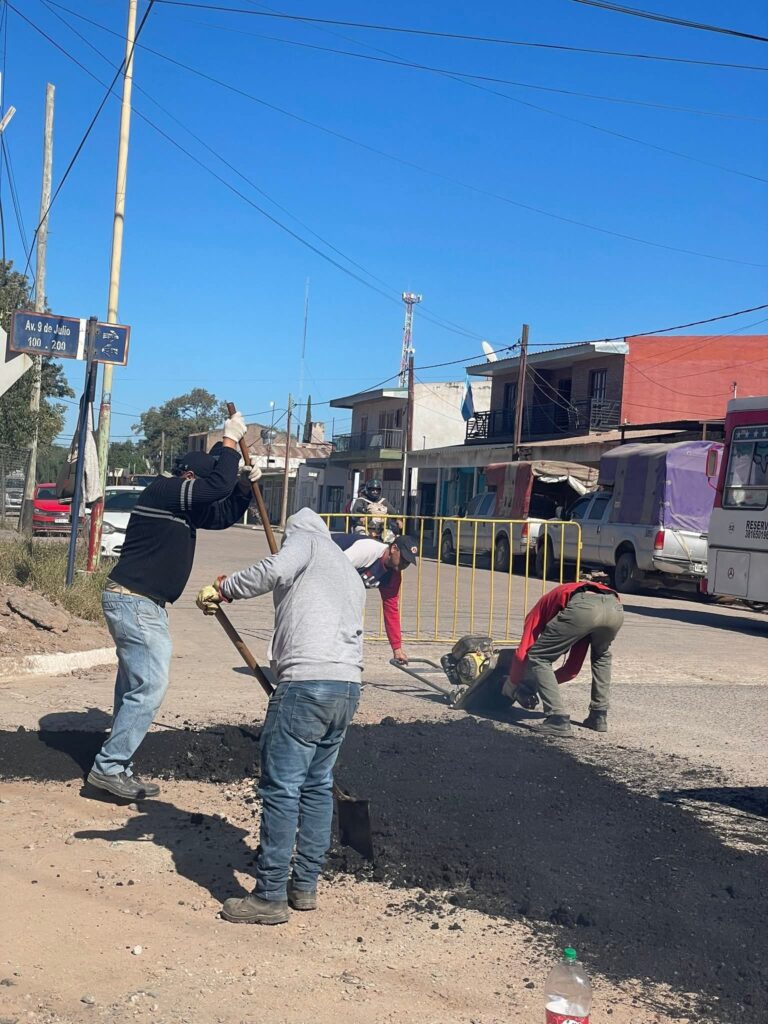 En Nueva Esperanza realizan trabajos de mejoramiento de calles
