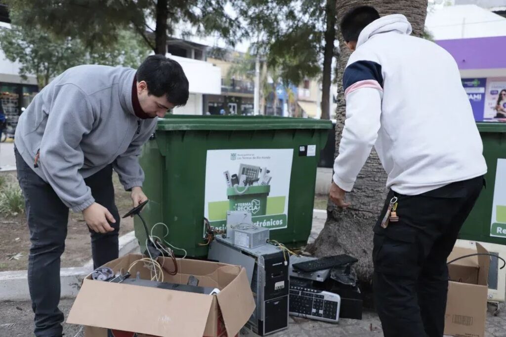 Lanzaron la campaña de Recolección de Residuos electrónicos en Las Termas Lanzaron la campaña de Recolección de Residuos electrónicos en Las Termas
