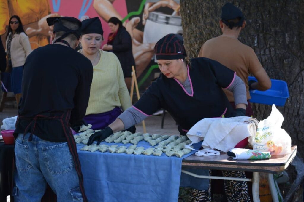 Frías: Realizaron con éxito el concurso de la Empana Frita