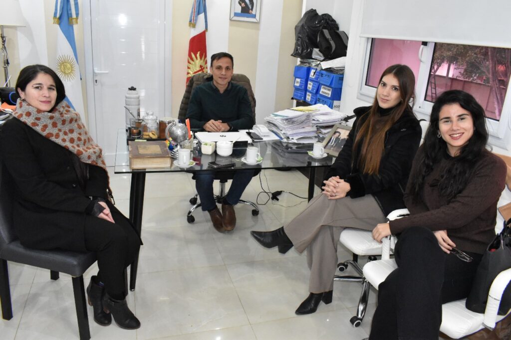 El municipio de Fernández y la Dirección de Comercio de la provincia refuerzan el trabajo en la zona El municipio de Fernández y la Dirección de Comercio de la provincia refuerzan el trabajo en la zona