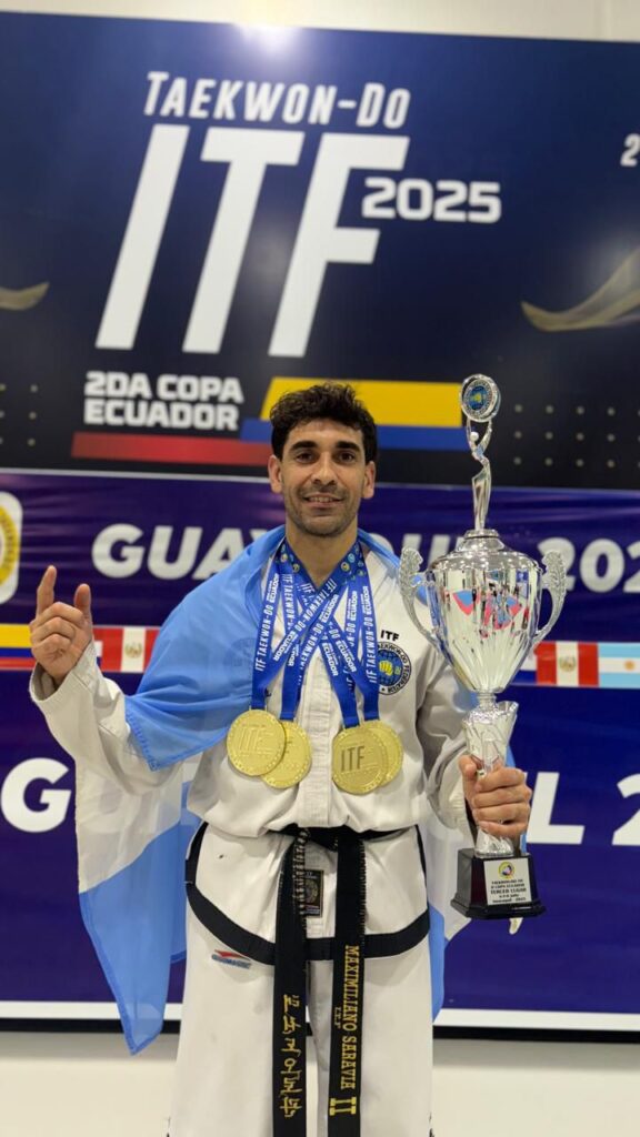 Fernandense tuvo una destacada participación en un Torneo Internacional de Taekwondo