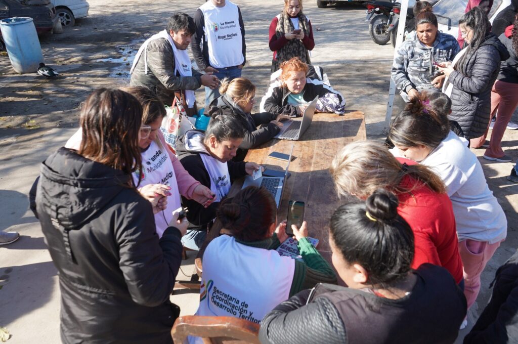 El municipio realizó un exitoso operativo de gestión social en el barrio La Isla