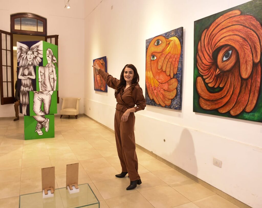 Muestra de arte visual y visita guiada en el nuevo Centro Cultural de Fernández