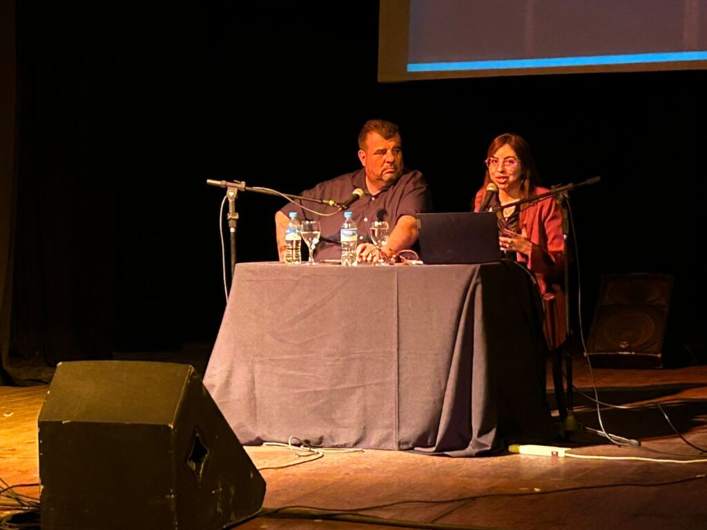 La Feria del Libro de La Banda tuvo un espacio dedicado al periodismo y la comunicación La Feria del Libro de La Banda tuvo un espacio dedicado al periodismo y la comunicación