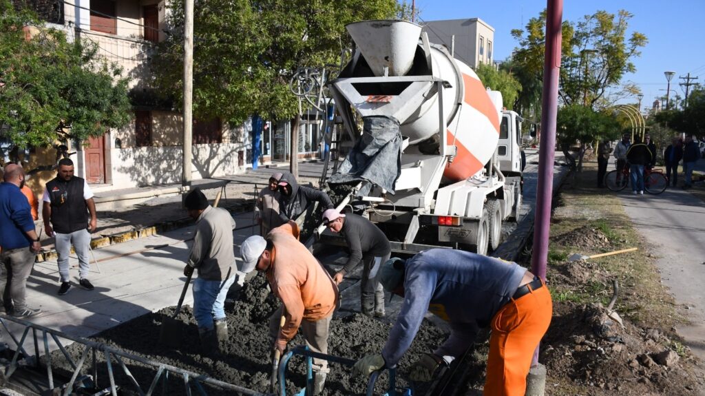 Por el avance de obra de la Av. Colón habrá desvíos entre Pedro León Gallo y Congreso