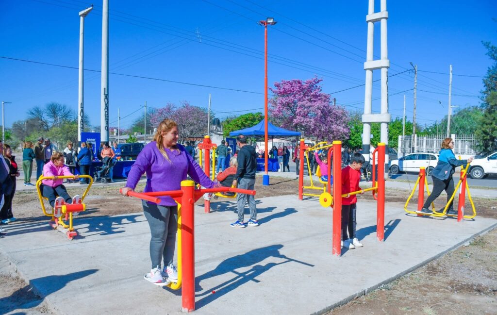 Habilitaron un espacio público para actividades físicas en el barrio Campo Contreras