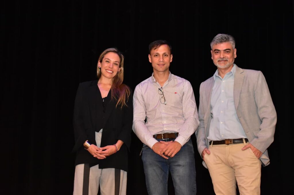 Dictaron una charla sobre Educación Digital destinada a tutores de instituciones de nivel primario Dictaron una charla sobre Educación Digital destinada a tutores de instituciones de nivel primario