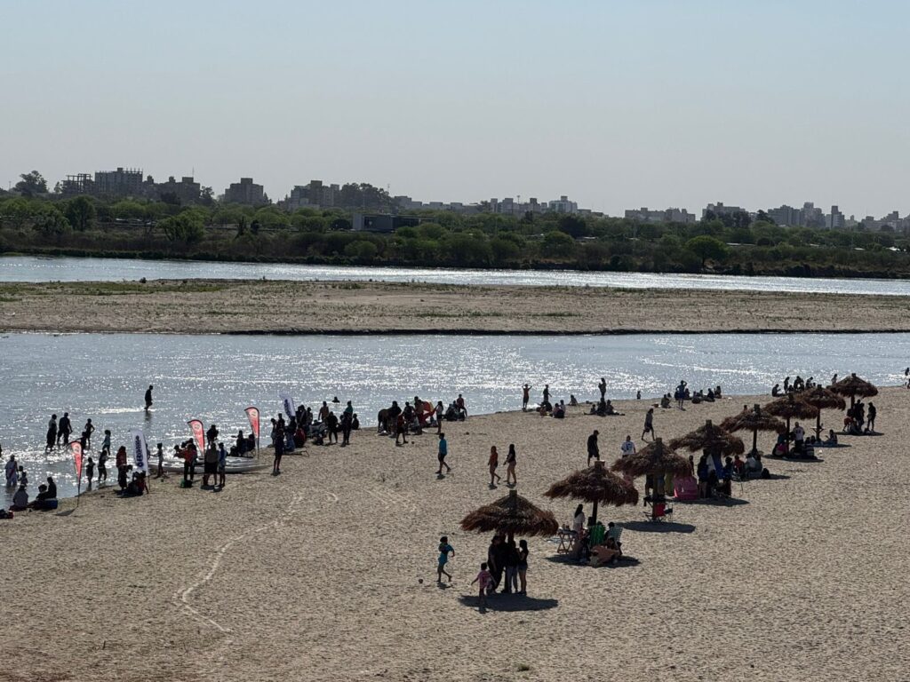 Inauguraron la nueva costanera al sur de la ciudad en el margen izquierdo del río Dulce Inauguraron la nueva costanera al sur de la ciudad en el margen izquierdo del río Dulce