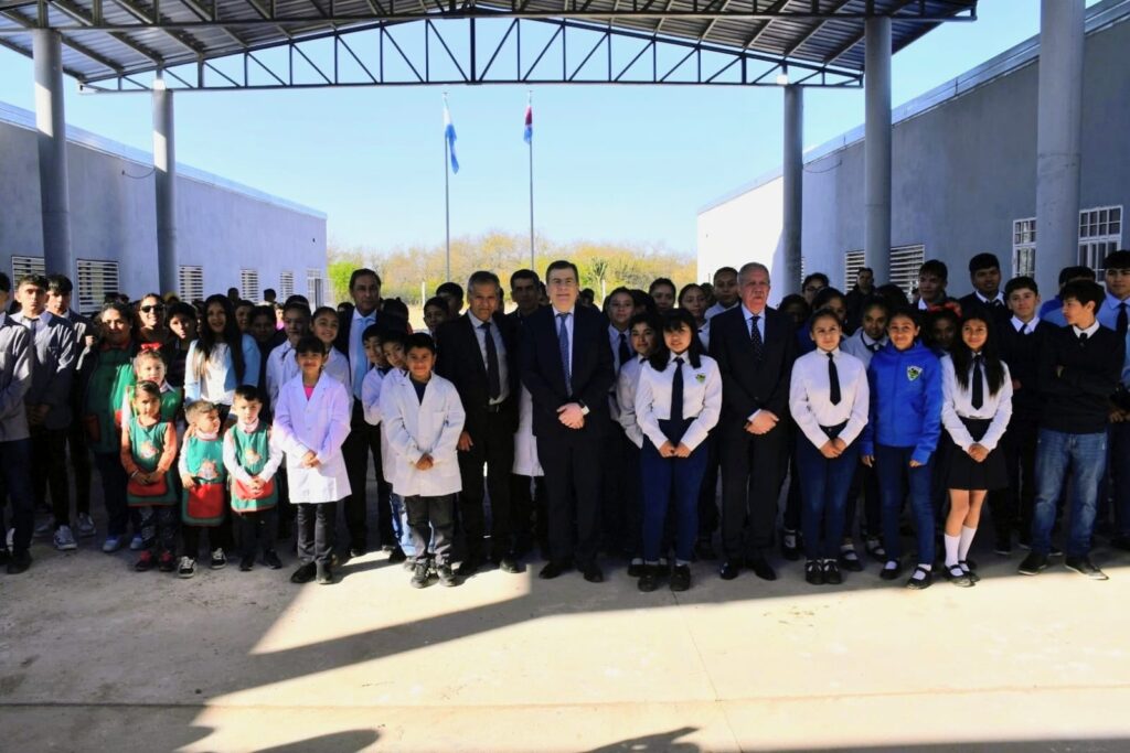 El gobernador inauguró la sede del Agrupamiento N° 86.029 en Lote 24, departamento Mitre