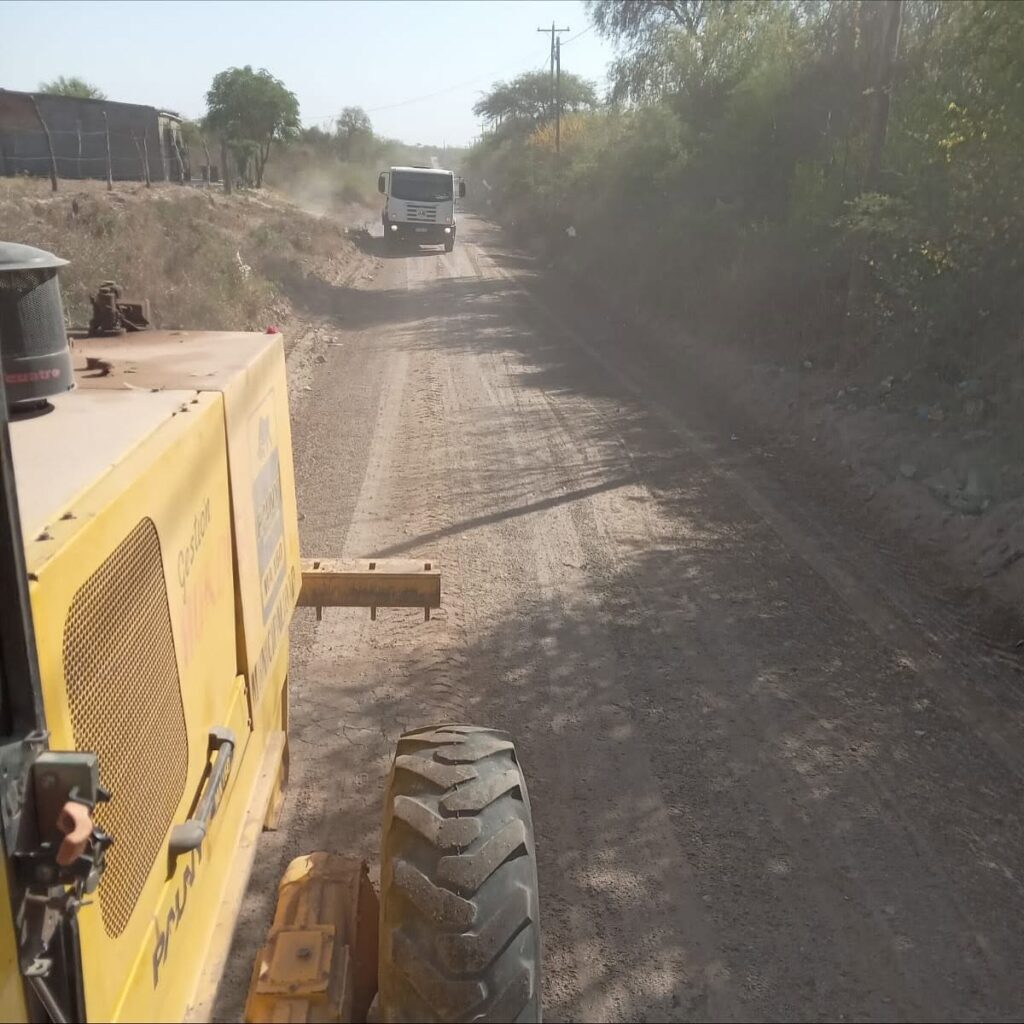 El Municipio de Las Termas realizó mantenimiento de caminos en sectores rurales