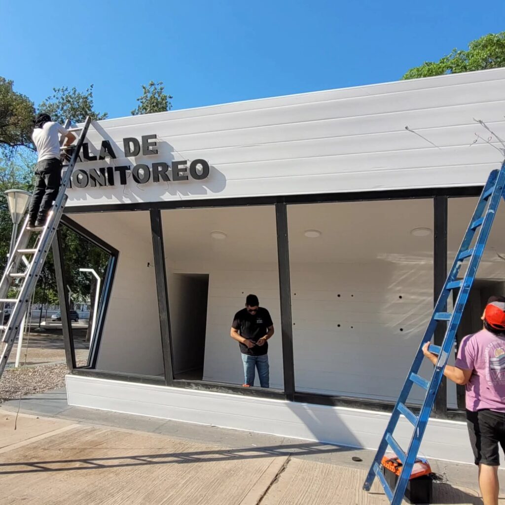Avanza la construcción de la Sala de Monitoreo de Seguridad de Monte Quemado