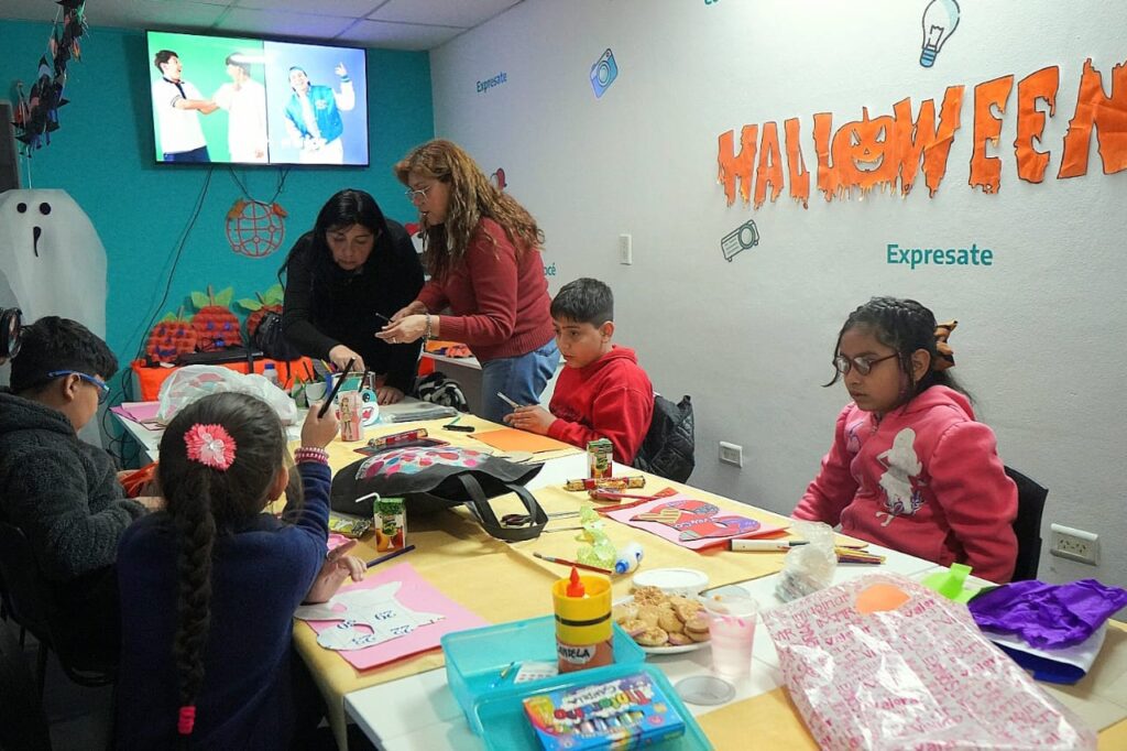 Juegos, películas y disfraces: Halloween en Punto Digital Banda Juegos, películas y disfraces: Halloween en Punto Digital Banda