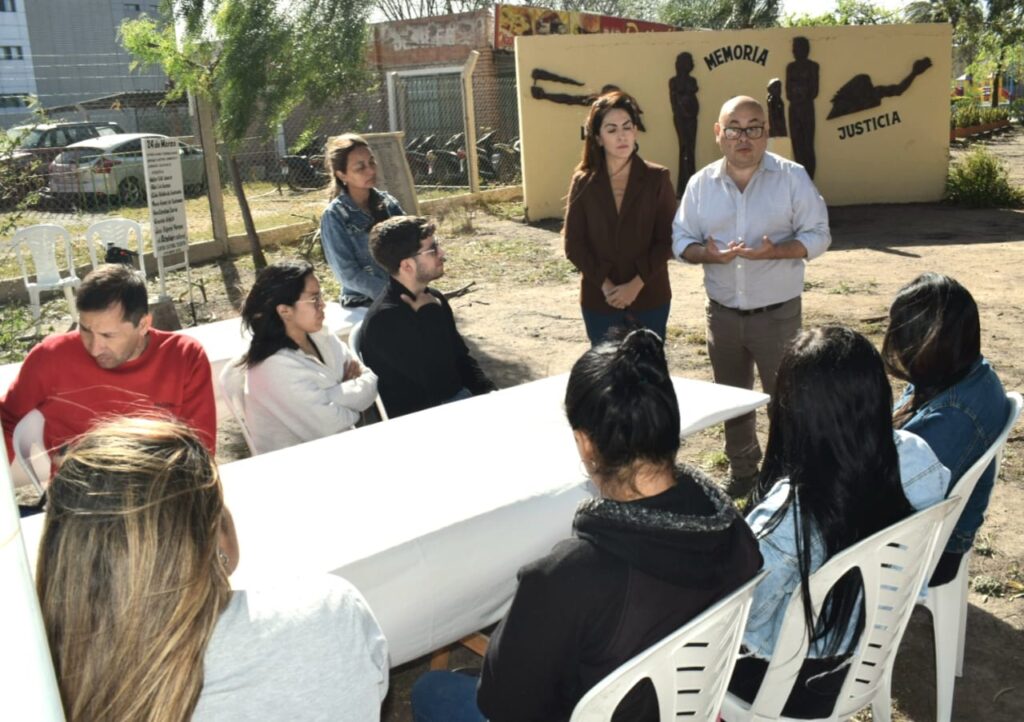 Renovación colectiva del “Espacio Mural de la Memoria”