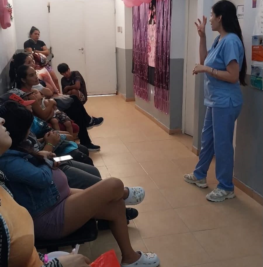 Centros de salud realizaron acciones preventivas contra el cáncer de mama Centros de salud realizaron acciones preventivas contra el cáncer de mama