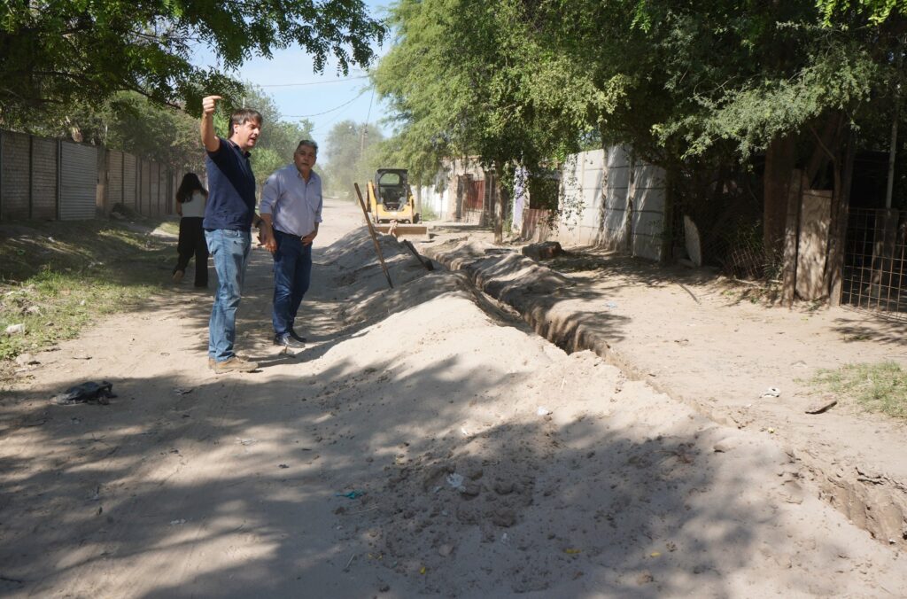 La Banda impulsa mejoras de agua potable y desagües pluviales para el barrio San Javier