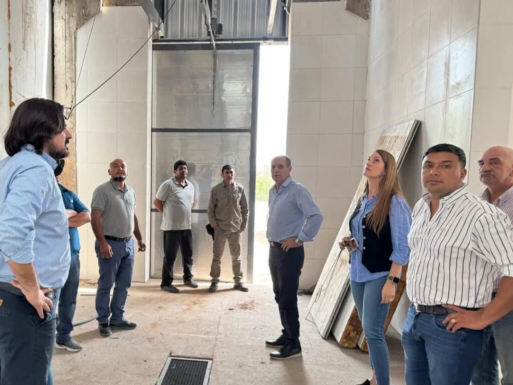 Monte Quemado: Pondrán en marcha una serie de obras para la explotación del nuevo Frigorífico Municipal Monte Quemado: Pondrán en marcha una serie de obras para la explotación del nuevo Frigorífico Municipal