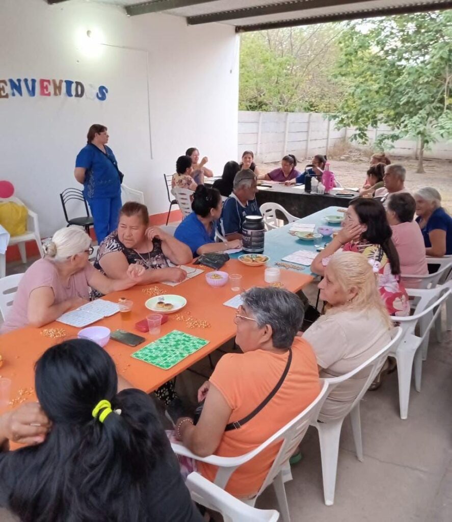 Celebraron un encuentro recreativo con adultos mayores en el barrio San Javier