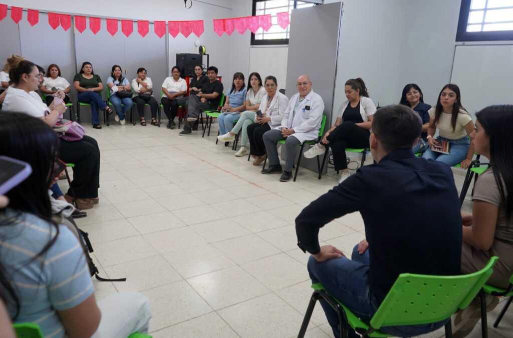 Conversatorio Comunitario “Cada Voz Teje la Red de Cuidado” en la Escuela de Robótica Conversatorio Comunitario “Cada Voz Teje la Red de Cuidado” en la Escuela de Robótica