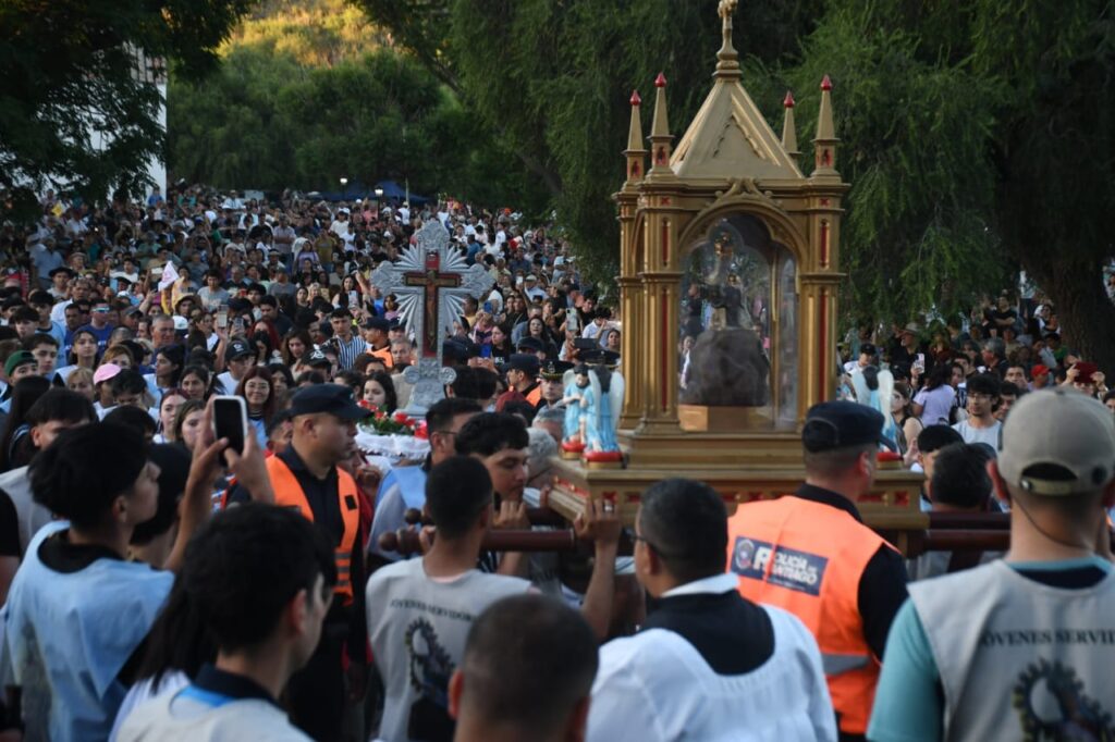 Miles de devotos honraron a la Virgen de la Consolación de Sumampa