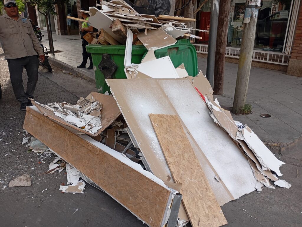 Contenedores de basura: desde el municipio recuerdan su uso correcto