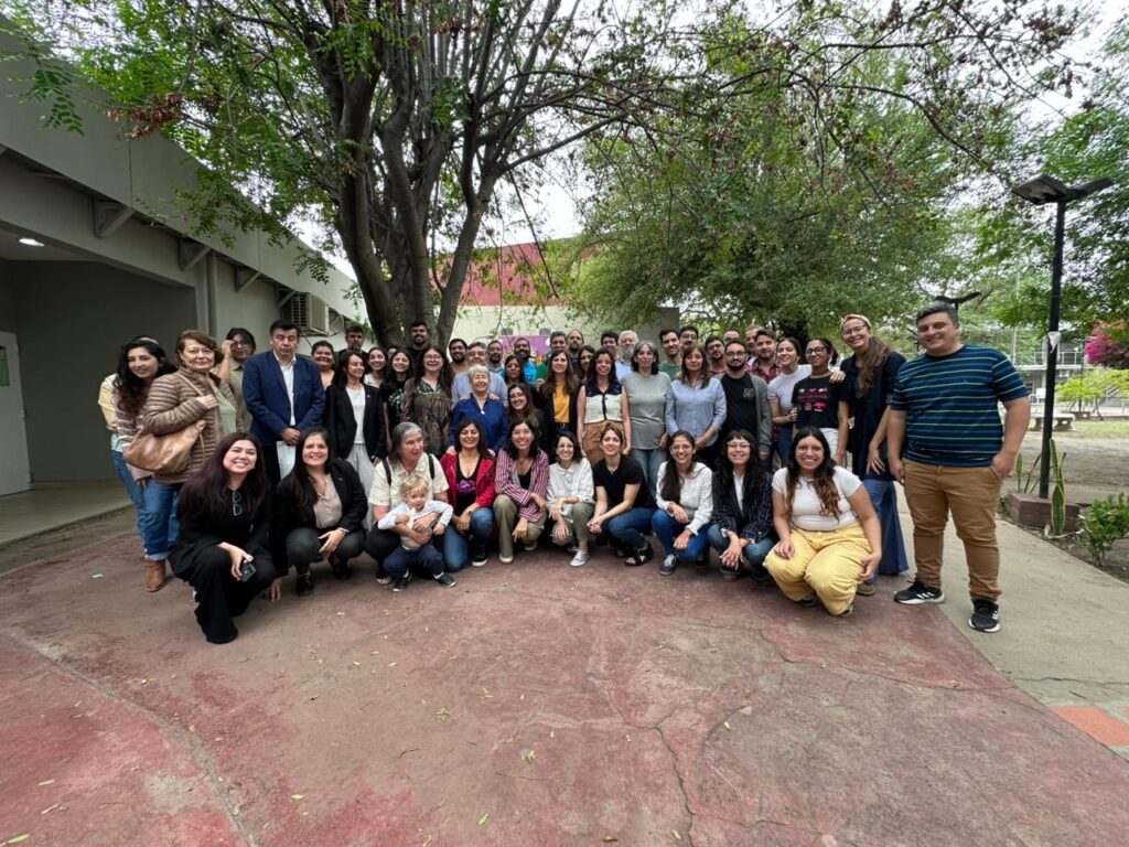 El Indes cerró unas jornadas de trabajo conun reconocimiento a Ana Teresa Martínez  