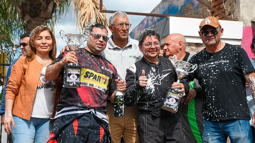 El Rally Coronación le puso color a la ciudad de Ojo de Agua