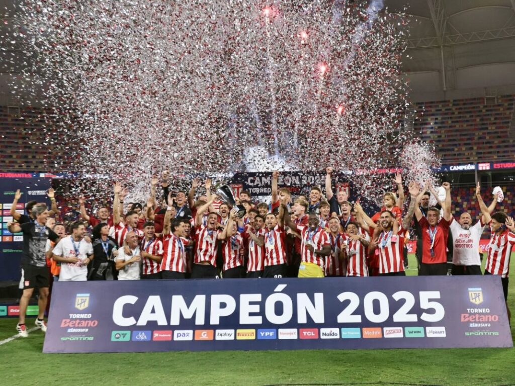 Santiago fue escenario de una final histórica: Estudiantes campeón del Torneo Clausura