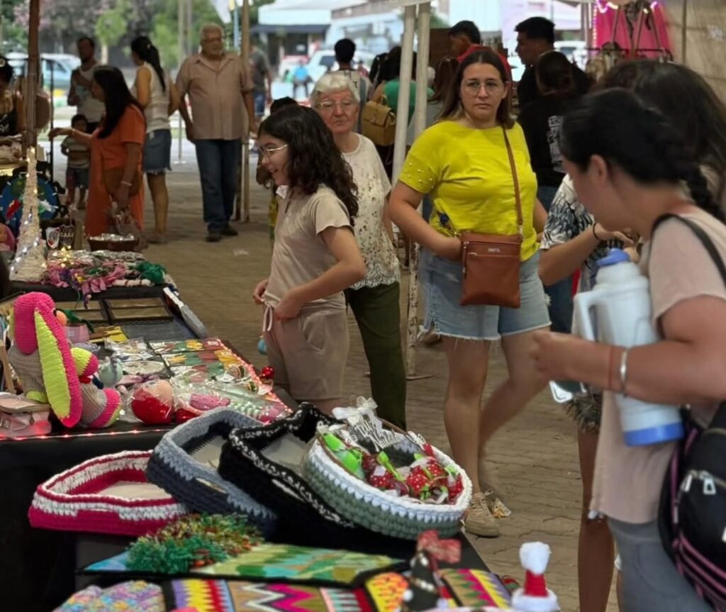 Exitosa realización de la II Expo Feria Indumentaria Bandera 2025