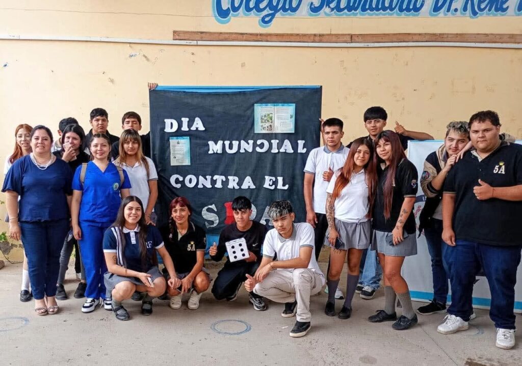 La Banda continúa promoviendo actividades por el “Día Mundial de la Lucha contra el SIDA” La Banda continúa promoviendo actividades por el “Día Mundial de la Lucha contra el SIDA”