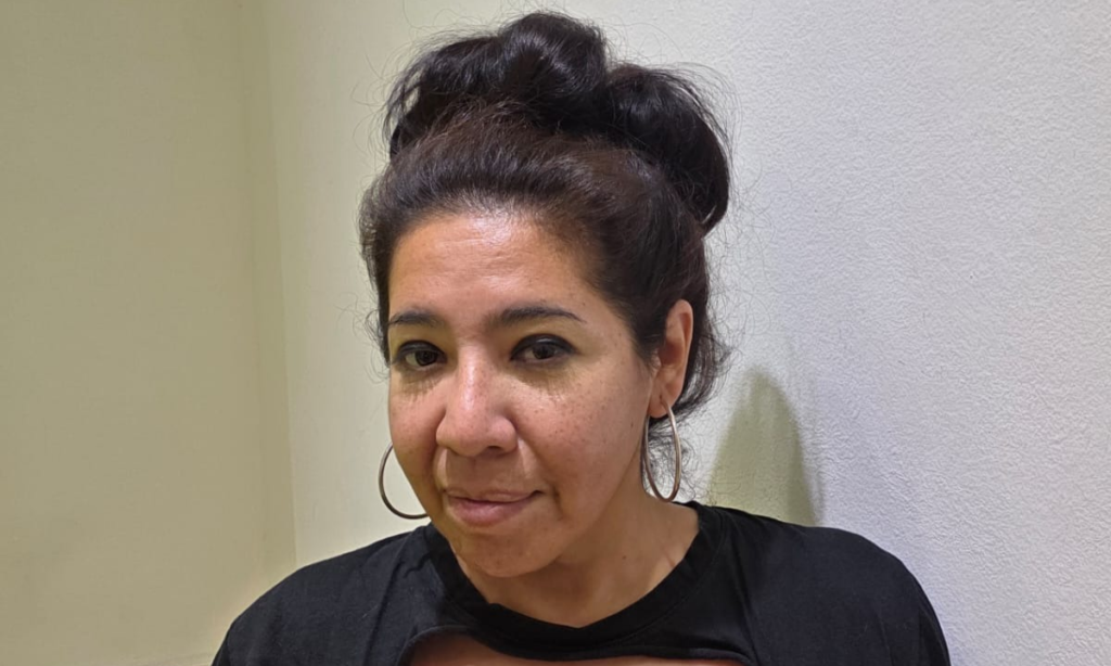 Alumnas de Bellas Artes rinden homenaje a María Rocha con la instalación “Hilos de Memoria”