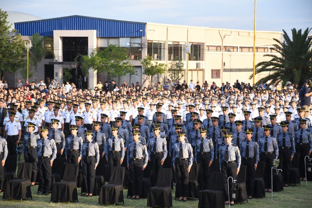 Seguridad e inclusión: seis jóvenes con TEA se incorporan a la Policía santiagueña