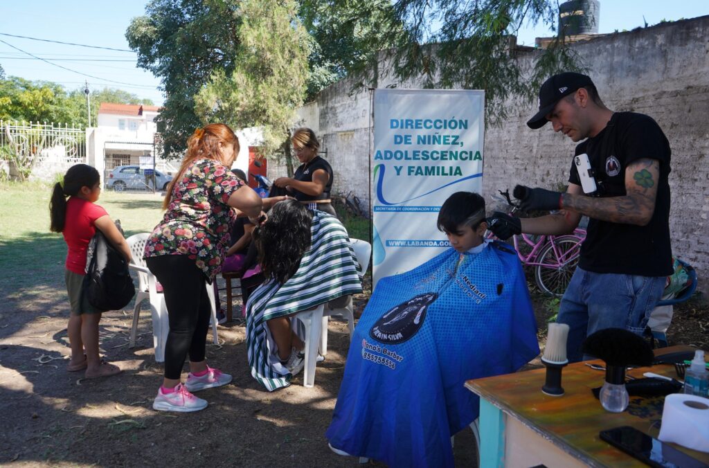 El “Proyecto Tijeritas” cierra un año de trabajo solidario en beneficio de las familias bandeñas