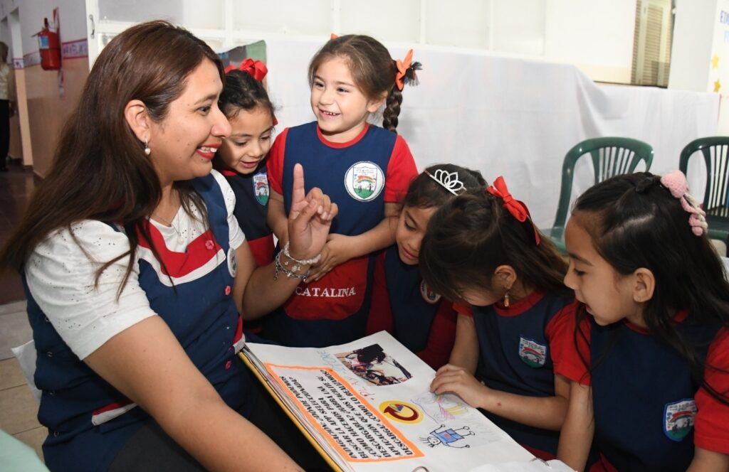 Exhibirán el listado definitivo de orden de mérito 2026 de los docentes municipales de Capital