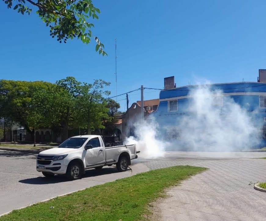 Continúan las fumigaciones preventivas en Capital