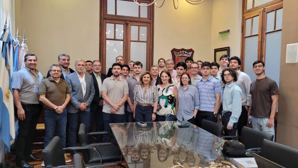 Fuentes recibió a egresados del Instituto Tecnológico