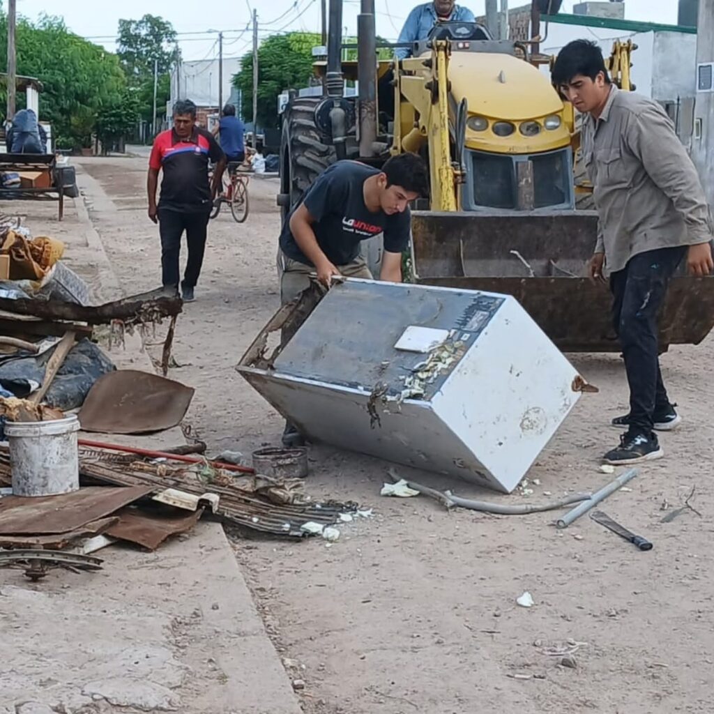 En Bandera intensificaron la campaña de descacharreo