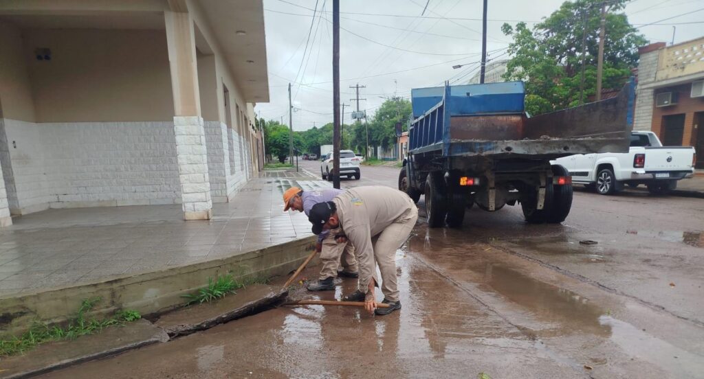 El Comité de Emergencias intensificó sus trabajos ante las lluvias caídas en La Banda