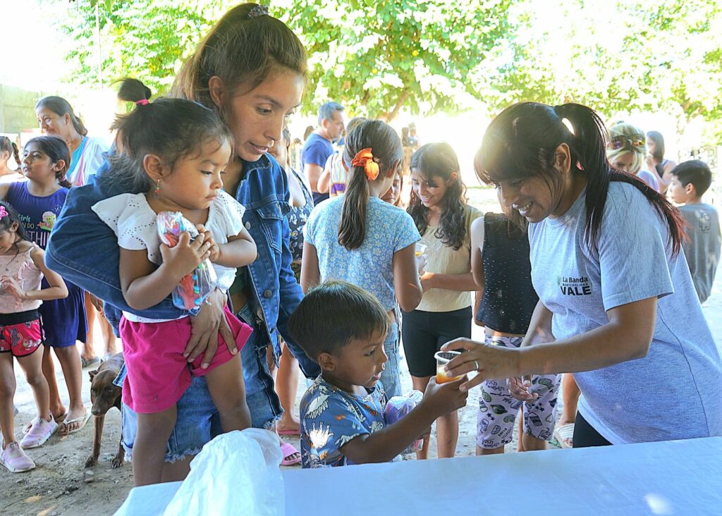 Empezó la colonia de vacaciones del Barrio  Independencia con gran convocatoria