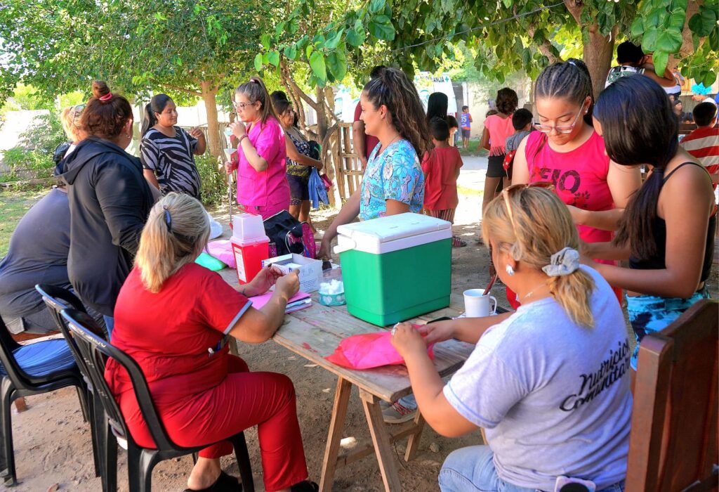 El programa “Más Cerca Tuyo” estuvo presente en el barrio IV Centenario