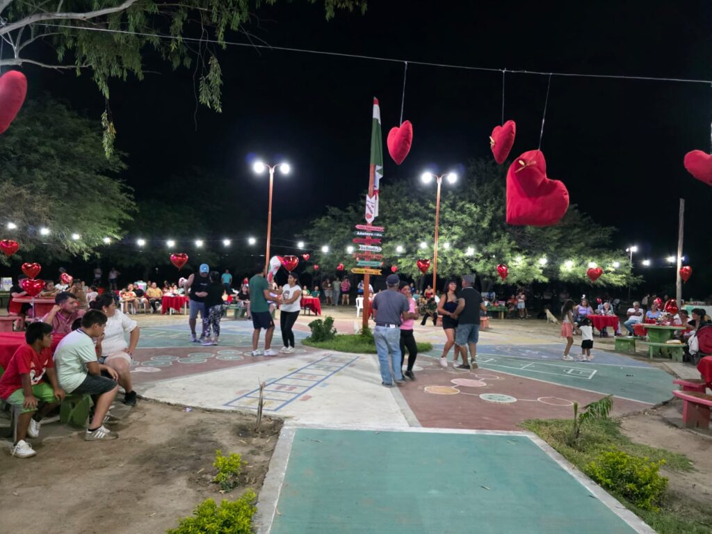 La Cañada celebró San Valentín para fortalecer los lazos de la comunidad 