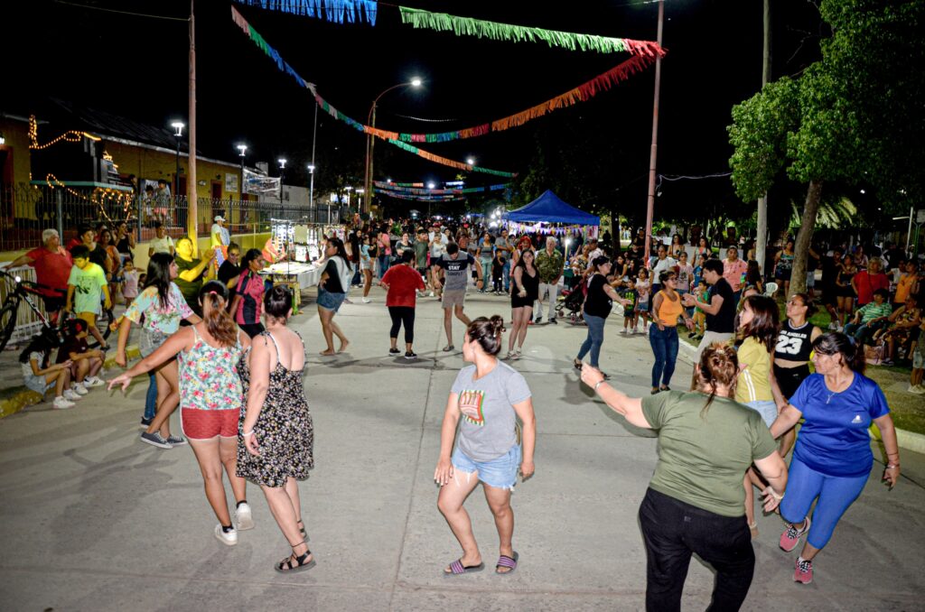 Gran convocatoria de público en la tercera velada del ciclo Clodomira Activa