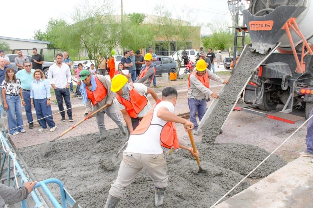 Fuentes destacó el avance de la pavimentación en el barrio Belén