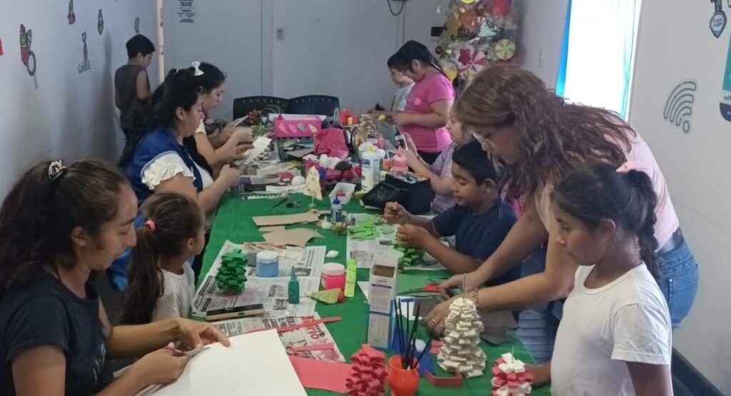 Exitoso Taller de Elaboración de Sahumerios en la Parroquia de Lourdes