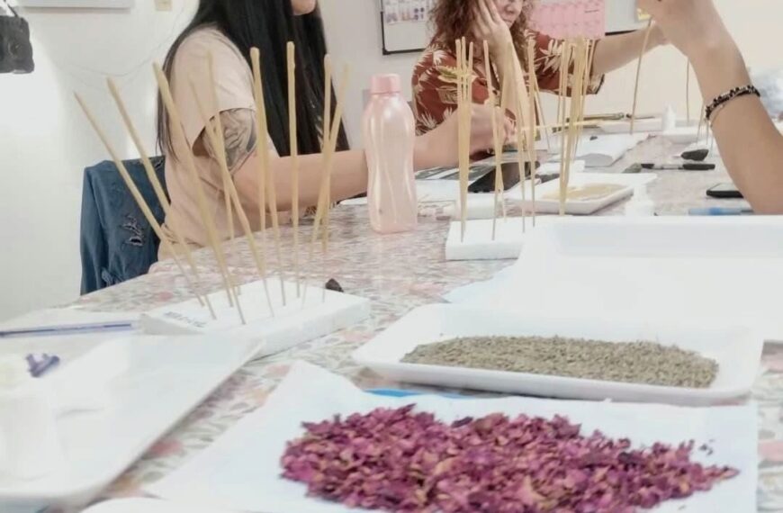 Nuevo encuentro del taller gratuito de elaboración de sahumerios artesanales