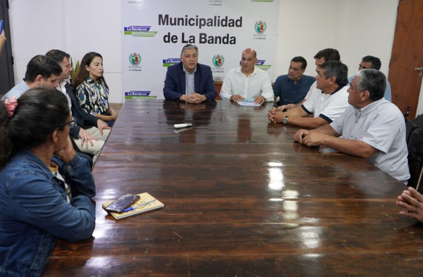 Aumento del 25% del básico en el sueldo de los empleados municipales de La Banda