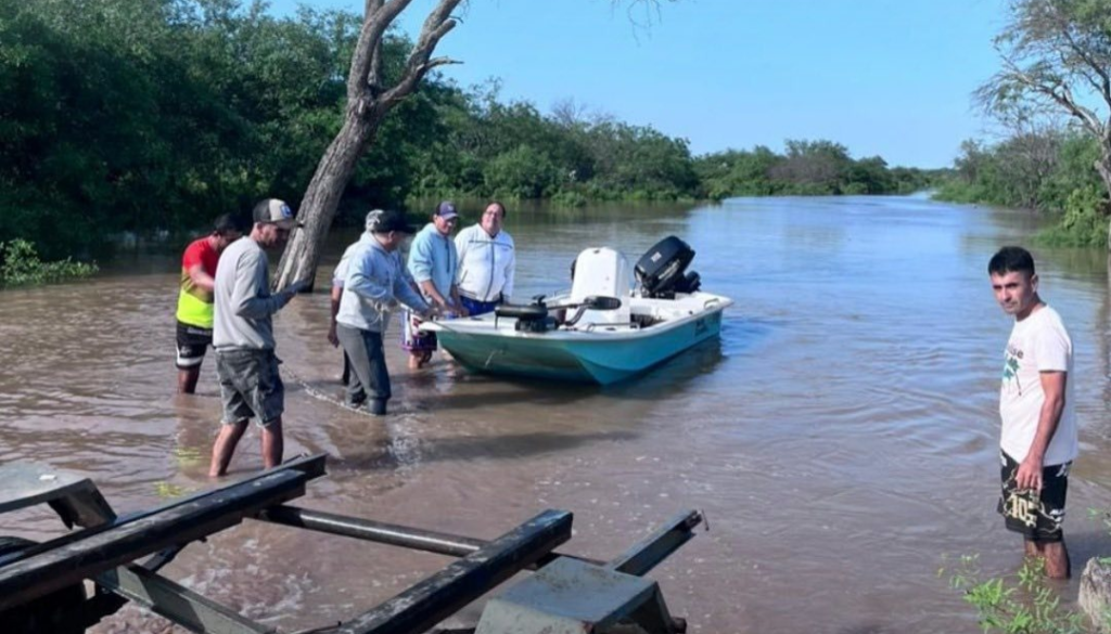 El Gobierno de la Provincia continúa acompañando a familias afectadas por el temporal en el interior