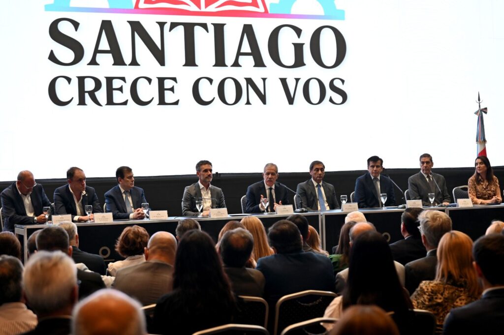 Con apoyo del CFI, Santiago avanza en un plan de formación técnica y digital para jóvenes