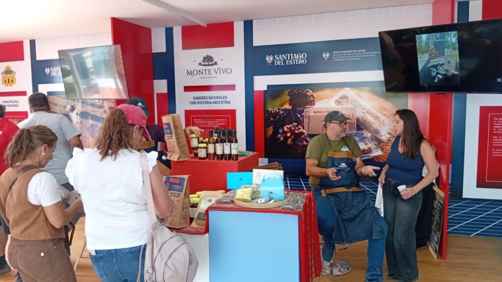 Fernández se muestra al país y apuesta a atraer inversiones para su Parque Industrial